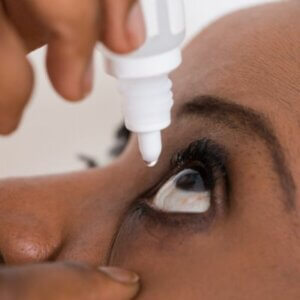 What causes dry eyes