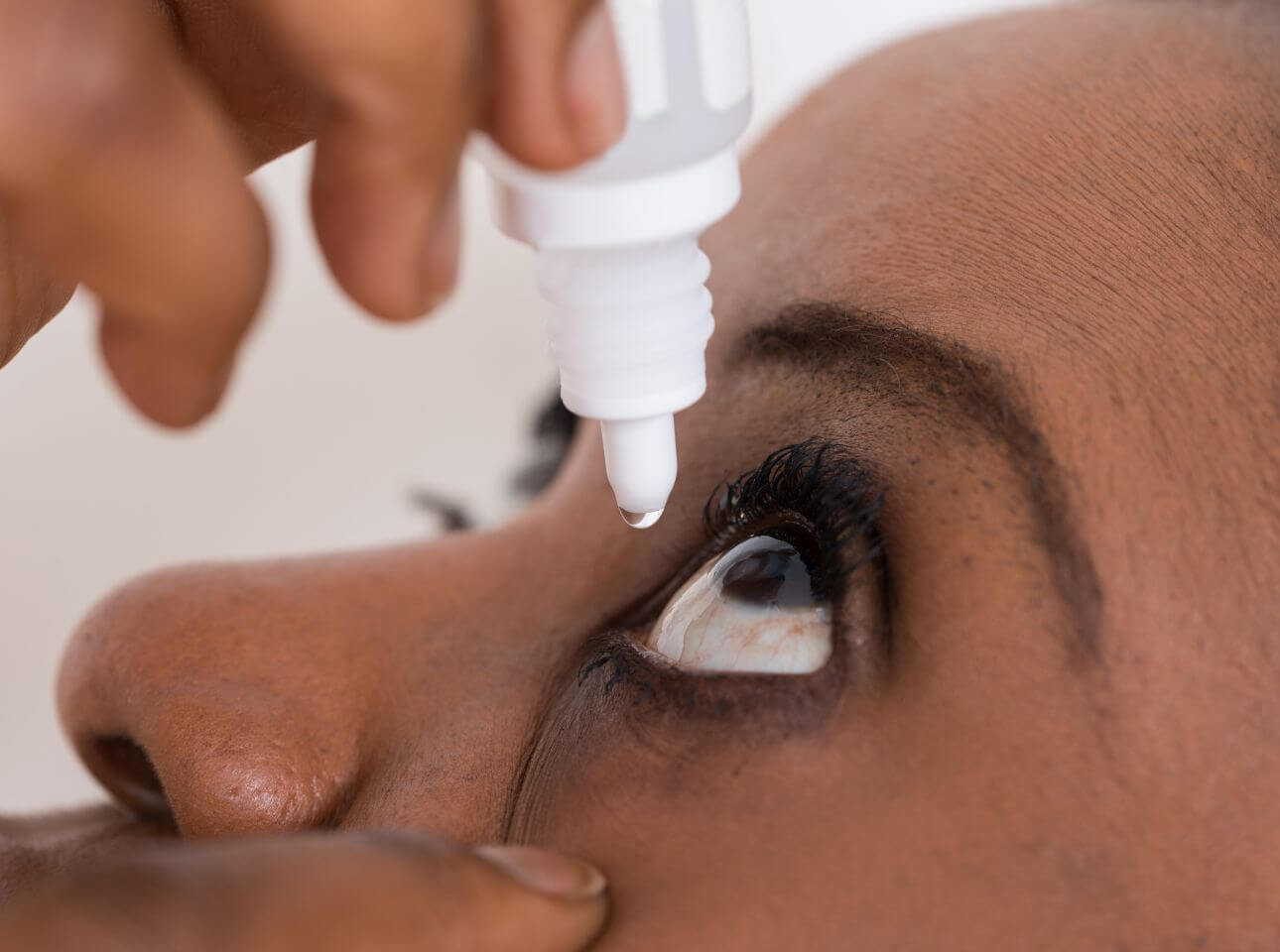 Can antibiotic eye drops cause yeast infection